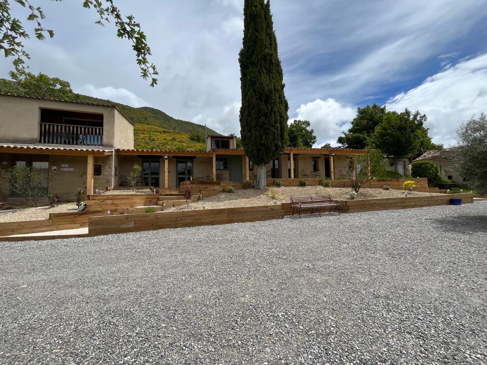 Les Ricoux Appartement Montfroc Buitenkant foto