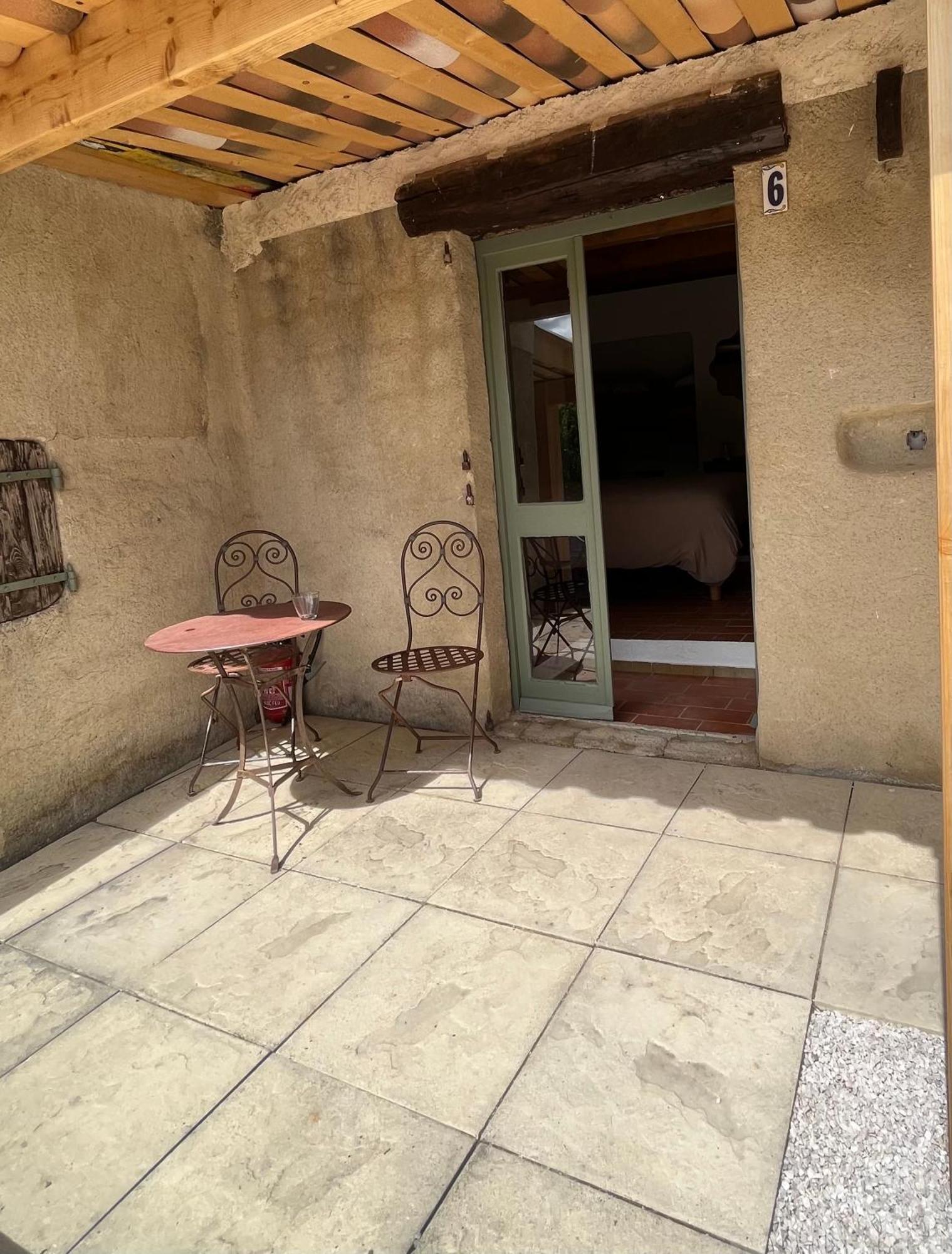 Les Ricoux Appartement Montfroc Buitenkant foto